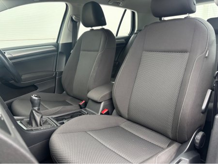 2019 Volkswagen Golf - thumbnail 13