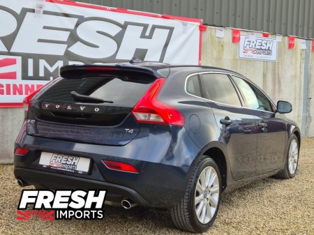 2015 Volvo V40 - thumbnail 27