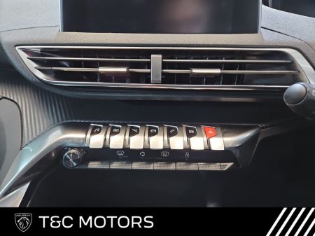 2020 Peugeot 3008 - thumbnail 11