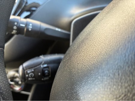 2013 Peugeot 208 - thumbnail 16