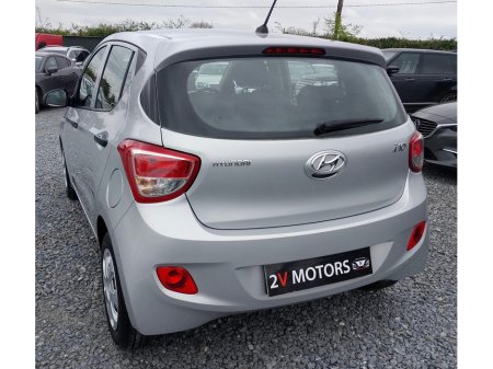 2015 Hyundai i10 - thumbnail 3