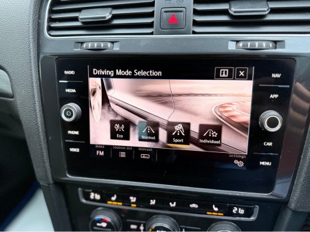 2020 Volkswagen Golf MATCH EDITION 1.5 TSI EVO - HIGH SPEC (HEATED SEATS) - BIG SCREEN STEREO - 2 YR NCT TO 01/2028 €19,995 thumbnail