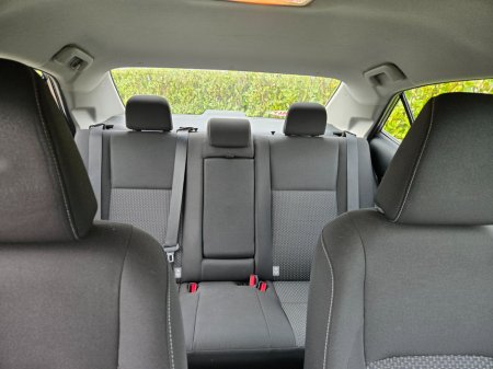 2015 Toyota Corolla - thumbnail 8