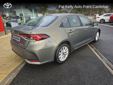 2022 Toyota Corolla LUNA 4DR AUTO HYBRID €25,900