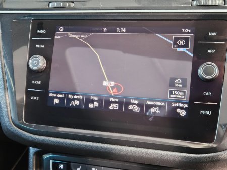 2017 Volkswagen Tiguan - thumbnail 16