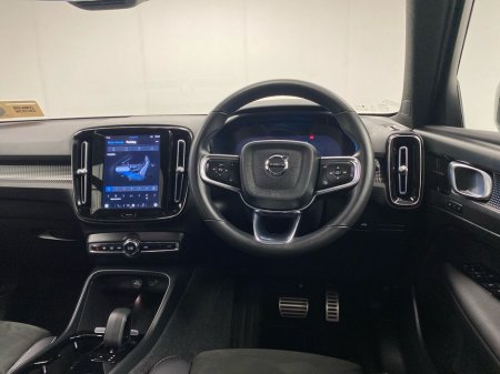 2022 Volvo XC40 - thumbnail 23