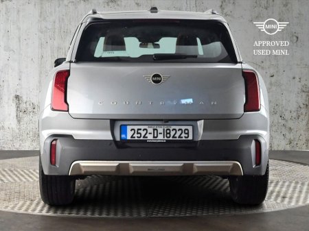 2025 MINI Countryman C €49,900 thumbnail