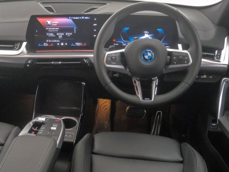 2025 BMW iX2 eDrive20 M Sport €49,900 thumbnail