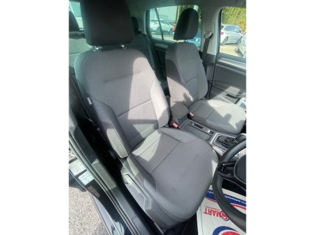 2016 Volkswagen Golf - thumbnail 13