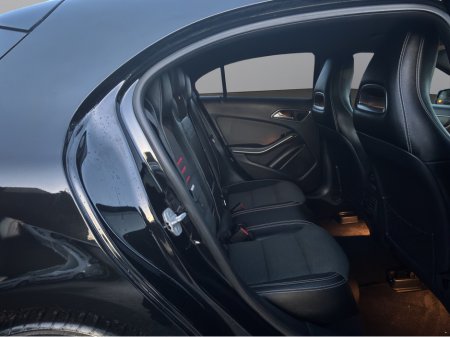 2016 Mercedes-Benz A Class 2016 MERCEDES A180 (S35) €15,995 thumbnail