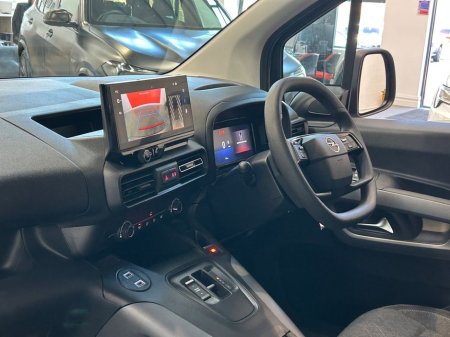 2026 Opel Combo 7 SEATER WHEELCHAIR ACCESIBLE TAXI €40,000 thumbnail