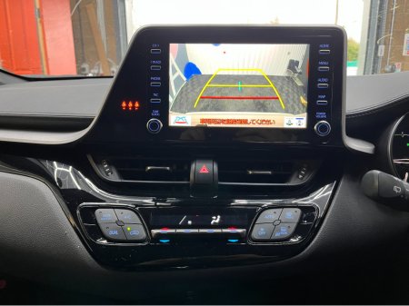 2021 Toyota C-HR - thumbnail 18