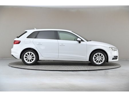 2017 Audi A3 1.4 TFSI S-TRONIC SPORTBACK *REVERSE CAM*PARK SENSORS* €16,890 thumbnail