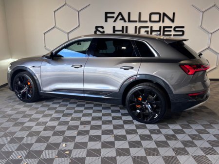 2021 Audi e-tron TECHNIK 55 QUATTRO // UPGRADED ALLOYS €30,950 thumbnail