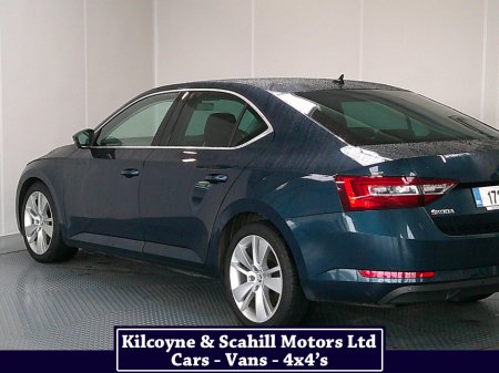 2017 Skoda Superb - thumbnail 11