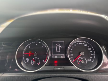 2016 Volkswagen Golf - thumbnail 13