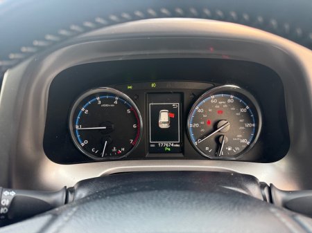 2016 Toyota Rav4 - thumbnail 11