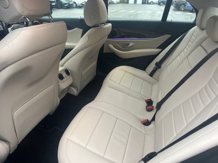 2019 Mercedes-Benz E Class AVANTGARDE LOW LOW MILEAGE 63,000 KM €30,950 thumbnail