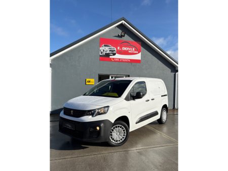 2019 Peugeot Partner PROFESSIONAL L1 B BLUEHDI €9,500 thumbnail