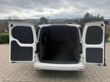 2021 Volkswagen Caddy - thumbnail 18