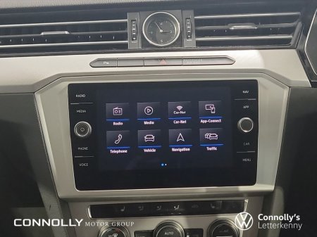 2019 Volkswagen Passat - thumbnail 8