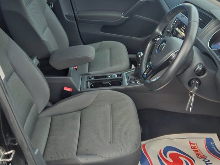 2017 Volkswagen Golf 1.6TDI 3DR 110HP Trendline €13,650 thumbnail