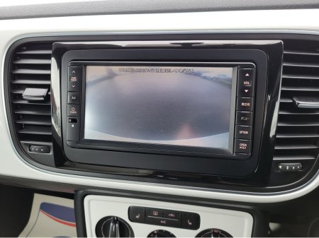 2014 Volkswagen Beetle - thumbnail 19