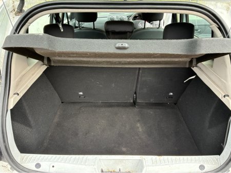 2015 Dacia Sandero ALTERNATIVE 1.5 DCI 90 4DR €6,750 thumbnail