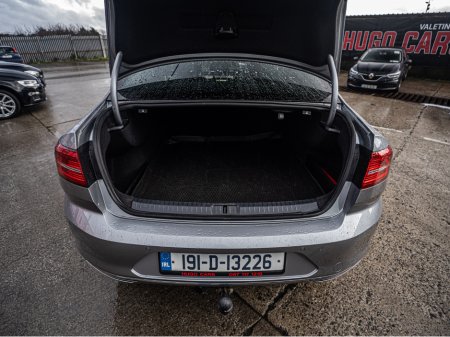 2019 Volkswagen Passat 2019 Passat 2.0d Auto HIGHLINE/High spec/1yr warra €24,888 thumbnail