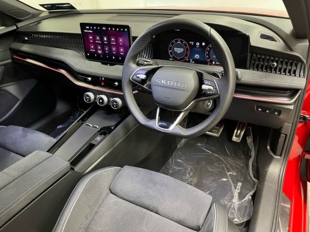 2025 Skoda Superb Sportline DSG 2.0TDI 150BHP - Reversing Camera - Ambient Lighting - Climate Control - Electric Heated Memory Seats - Keyless Start - Apple CarPlay/Android Auto €53,950 thumbnail