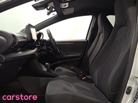 2021 Toyota Yaris 1.5 HYBRID €17,880 thumbnail