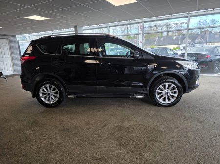 2016 Ford Kuga - thumbnail 3