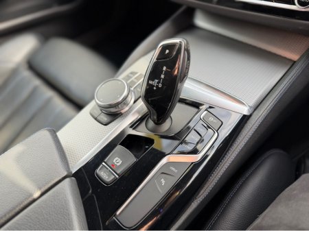 2018 BMW 5 Series - thumbnail 29