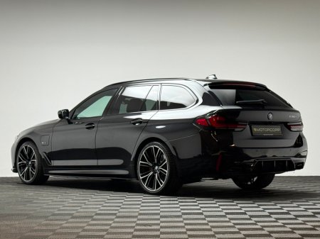 2023 BMW 5 Series - thumbnail 5