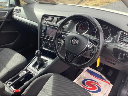 2017 Volkswagen Golf - thumbnail 9