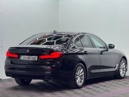 2021 BMW 5 Series - thumbnail 6