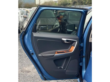 2017 Volvo XC60 2.0L Diesel Automatic  Sunroof (3276) €21,995 thumbnail