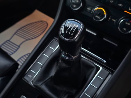 2016 Skoda Superb 2.0 TDI 150bhp Style €11,950 thumbnail