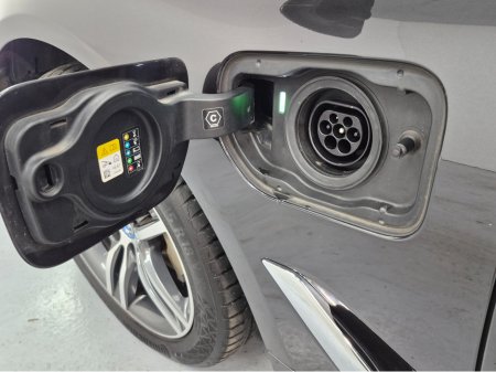 2022 BMW 5 Series 530E HYBRID 5SSE 4DR AUTO SE thumbnail