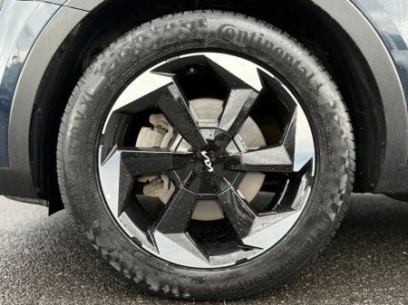 2025 Kia Sorento Plug in hybrid ( 7 seats ) €59,995 thumbnail