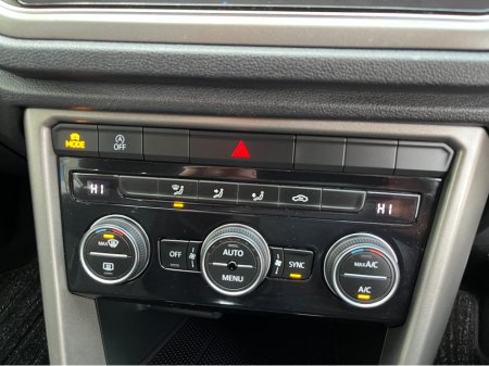 2020 Volkswagen T-Roc STYLE AUTOMATIC 2.0 DIESEL //KEYLESS ENTRY//ADAPTIVE CRUISE CONTROL//REVERSE CAMERA// €23,950 thumbnail