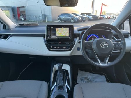2021 Toyota Corolla LUNA SPORT 4DR SALOON AUTO €23,950 thumbnail