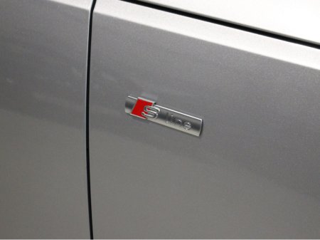 2016 Audi A4 2.0 TDI 150 S LINE 19 4DR €17,950 thumbnail