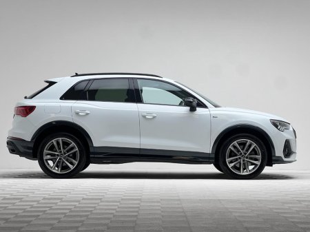 2023 Audi Q3 S LINE 45 TFSI E BLACK EDITION €39,990 thumbnail