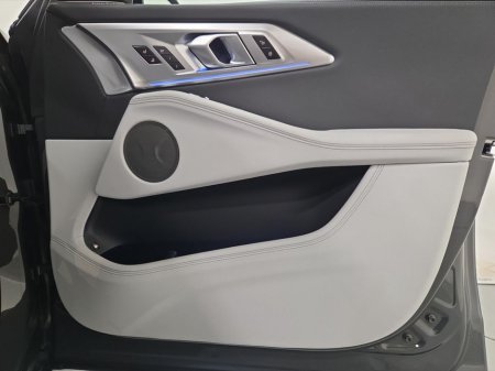 2026 BMW XM - thumbnail 23