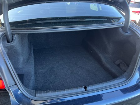 2021 BMW 5 Series - thumbnail 8