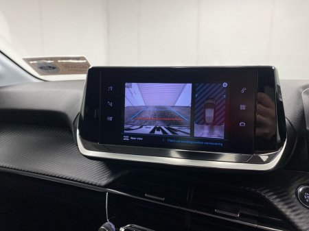 2022 Peugeot 208 - thumbnail 16