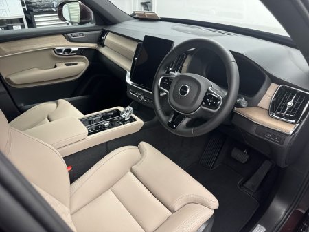 2026 Volvo XC90 - thumbnail 6