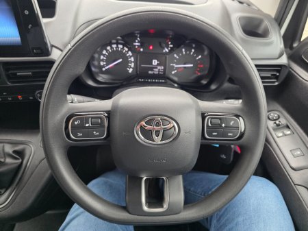 2020 Toyota Proace - photo 9
