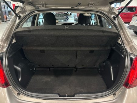 2015 Toyota Yaris 1.0 5DR LUNA MC €8,995 thumbnail